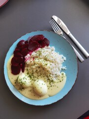 scrambled eggs with bacon