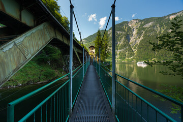 Rad Wanderweg am Hallstätter See mit Hängebrücke