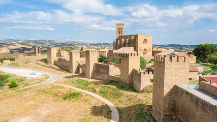 Fototapeta na wymiar aerial view of artajona citadel, Spain