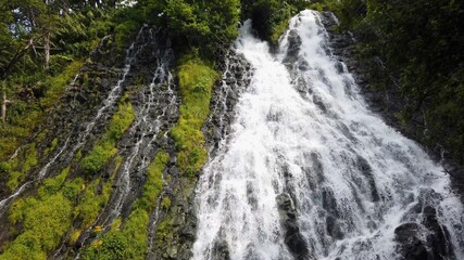 オシンコシンの滝 双美の滝 知床半島 知床八景 日本の滝100選 北海道 世界遺産 知床国立公園