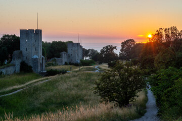 North graves, Visby