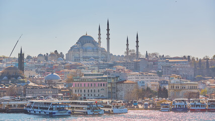 Obraz premium Istanbul, Turkey - 1 April, 2017: The Suleymaniye Mosque is an Ottoman imperial mosque in Istanbul, Turkey. It is the largest mosque in the city
