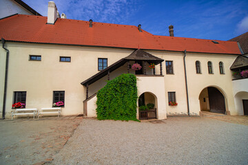 Jindrichuv hradec castle and surroundings