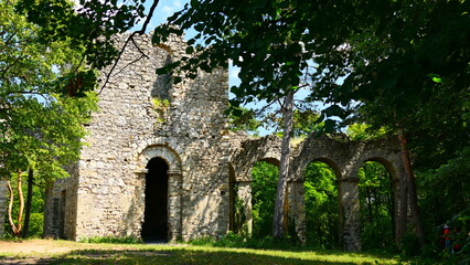 künstliche Ruine Amphitheater