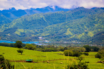 Tahiti beautiful green tropical mountains, rainforests, scenery, landscapes, Tahiti, French Polynesia, Pacific islands
