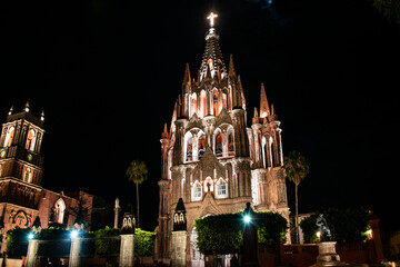 Fototapeta na wymiar Parroquia de San Miguel Arcángel 