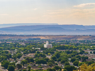 Obraz premium Aerial view of the cityscape and St. George Utah Temple of St George