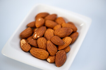 無塩アーモンド