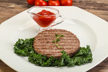 Grilled beef cutlet for burger