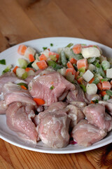 Kalbsblankett mit Suppengemüse |  Ragoût blanc de veau | Blankett, Blanquette, Weisses Kalbsragout