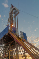 The design of a drilling rig for drilling wells in an oil and gas field in the far north. Oil rig...