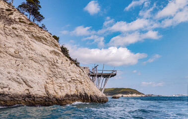 Resti di un vecchio trabucco vicino Vieste