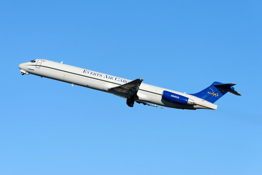 Everts Air Cargo aircraft McDonnell Douglas MD-83 N965CE departing from Anchorage Airport. Air cargo in Alaska.