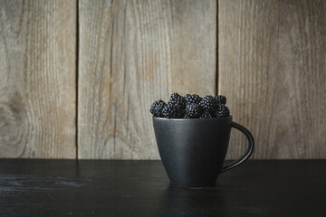 blackberries, fresh berries, wooden background, vegetarian food