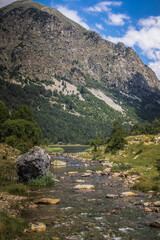 Fototapeta na wymiar Bergwelt der spanischen Pyrenäen 