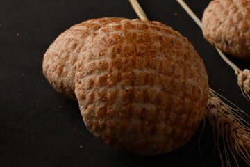 Traditional Oriental sweetness made of flour and molasses 