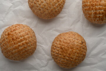 Traditional Oriental sweetness made of flour and molasses 