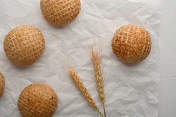 Traditional Oriental sweetness made of flour and molasses 