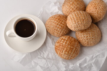 Traditional Oriental sweetness made of flour and molasses 