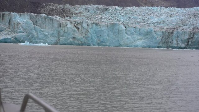 large glacier melting in alaskan waters