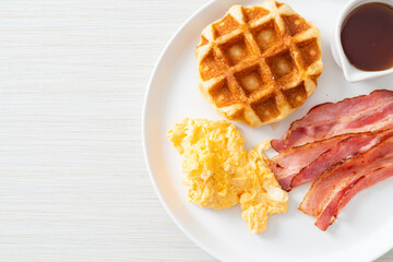 scrambled egg with bacon and waffle