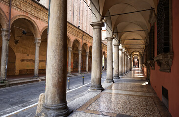 Famous arcade of Bologna. Via Zamboni. Unesco Heritage since 2021. Italy © Claudio Caridi