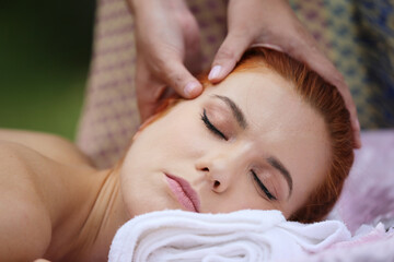 Obraz na płótnie Canvas headshot of woman massage in spa