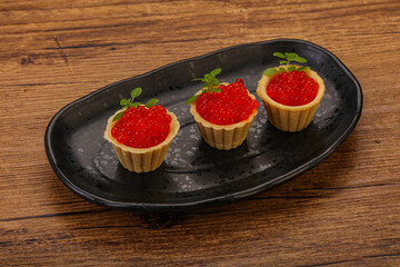 Apetizer - tartlet with red caviar