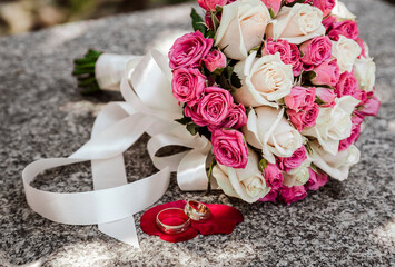 wedding bouquet of roses