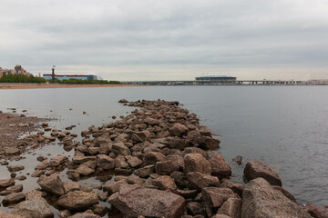Fototapeta na wymiar lake with a beach in St. Petersburg