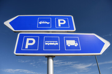 route autoroute mobilit&eacute; routier camion parking TIR transport