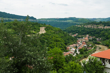 Obraz premium ブルガリア ヴェリコ・タルノヴォのツァレヴェッツ要塞