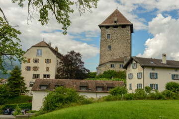Fototapeta na wymiar Meienfeld castle in Meienfeld on Switzerland