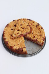 Pflaumenkuchen mit Streuseln. Zwetschgenkuchen.