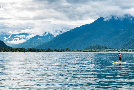 Paddle boarding scene on Lake Como