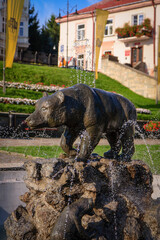 Przemyśl - Fontanna z niedźwiedziem © Jarek Rymarz