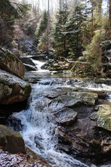Fluss im Harz, im Winter