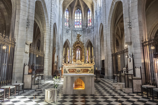 Interior of Saint-Flour Cathedral (Cathedrale Saint-Pierre-et-Saint-Flour de Saint-Flour, built 1398 - 1466) - Roman Catholic Church located in town of Saint-Flour. Saint-Flour, France. August 3, 2019