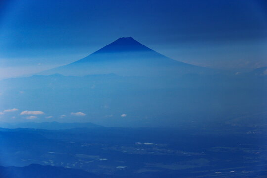 南八ヶ岳　権現岳山頂からの富士山遠景