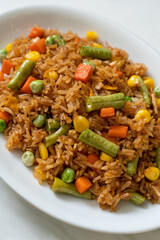  fried rice with green peas, carrot and corn