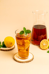 glass of ice lemon tea