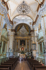 Fototapeta na wymiar Details inside the Church of the Cerro de los Magueyes in Metepec, State of Mexico, also known as the Church of Calvario, prostrate on the hill gives a pleasant view.