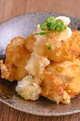 鶏の唐揚げのおろしポン酢