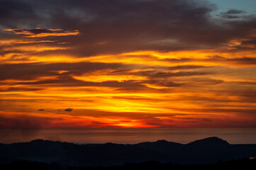 Fototapeta premium Sunset over the sea