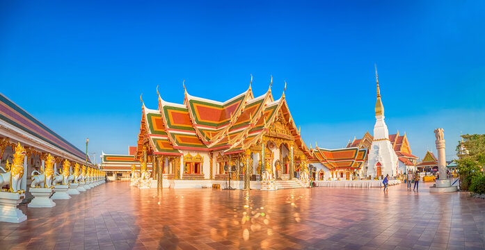 SAKON NAKHON, THAILAND-APRIL 16, 2018 : Wat Pratat Choeng Chum.  the landmark of SAKON NAKHON Province,Thailand on APRIL 16, 2018.