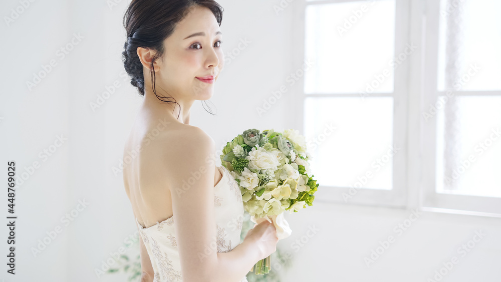 Aufkleber ウェディングドレスを着た女性　ブライダルイメージ　ウェディング　結婚式