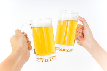 ビール・乾杯イメージ © maroke