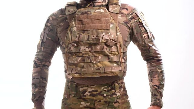 Soldier wears a combat belt with pouches