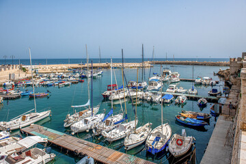 Port w Giovinazzo, Puglia, Włochy - obrazy, fototapety, plakaty