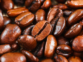 Roasted coffee beans, close-up